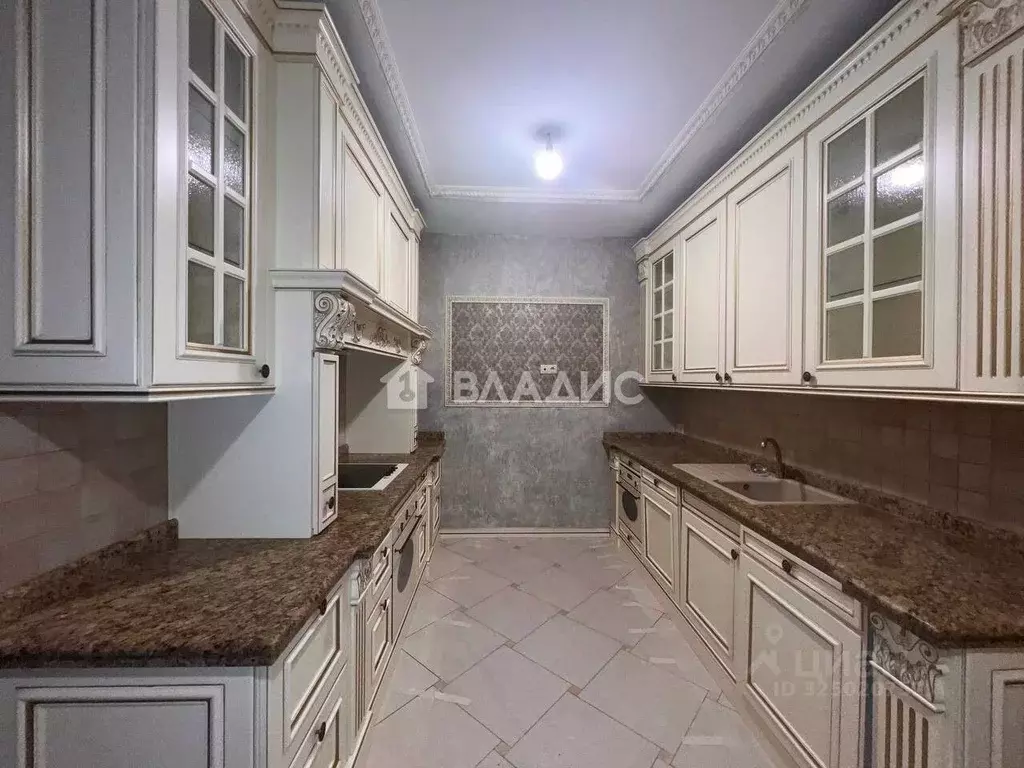 3-к кв. Белгородская область, Белгород Академическая ул., 23а (114.9 ... - Фото 1