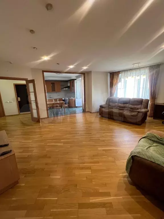 3-к. квартира, 95 м, 9/22 эт. - Фото 0