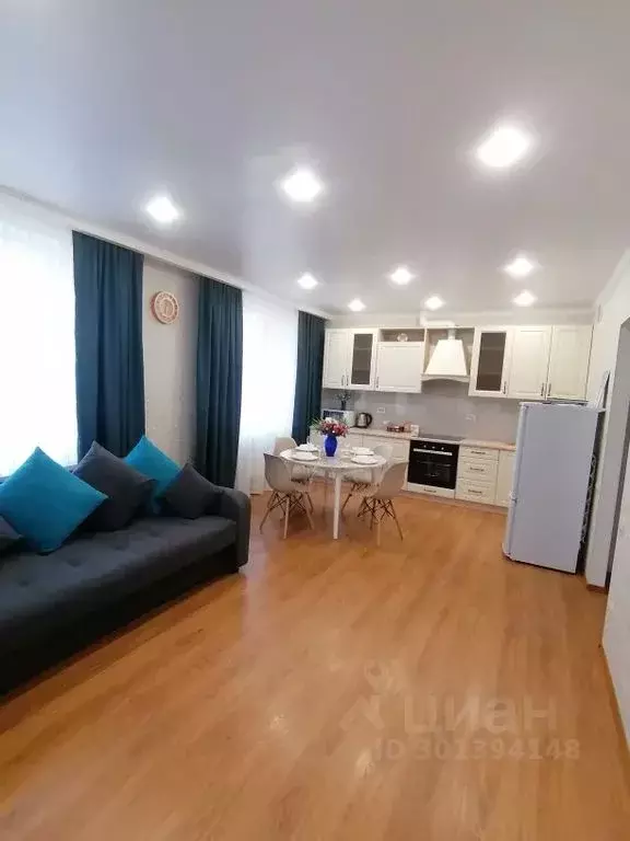 2-к кв. Татарстан, Казань ул. Родины, 26В (44.0 м) - Фото 1
