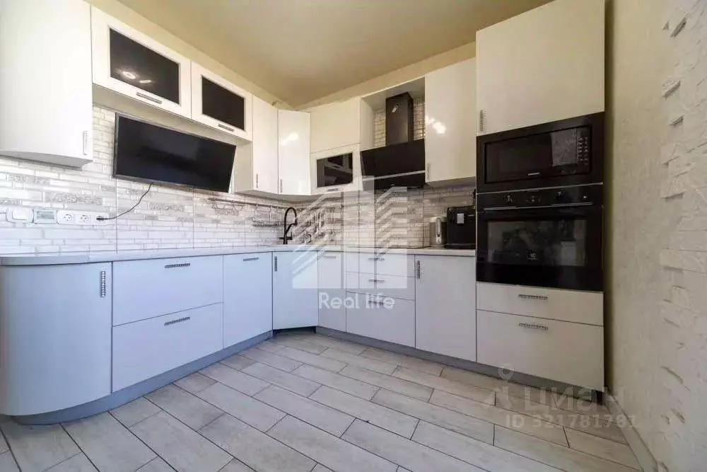 Квартира, 3 комнаты, 79.4 м - Фото 0