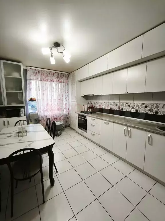 4-к. квартира, 76,8 м, 1/3 эт. - Фото 1