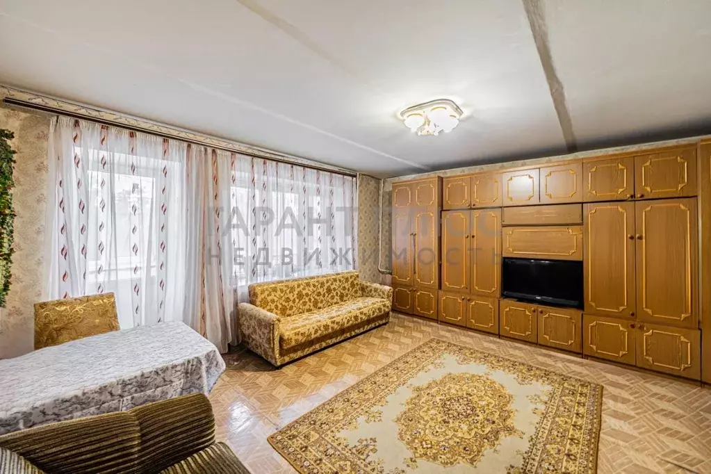 2-к кв. Липецкая область, Липецк ул. З. Космодемьянской, 4А (66.0 м) - Фото 0