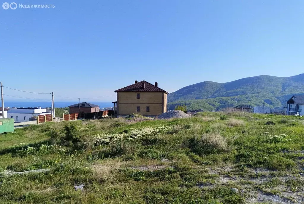 Участок в село Мысхако, улица имени Малоземельца Сулеймана Тамаева (5 ... - Фото 0