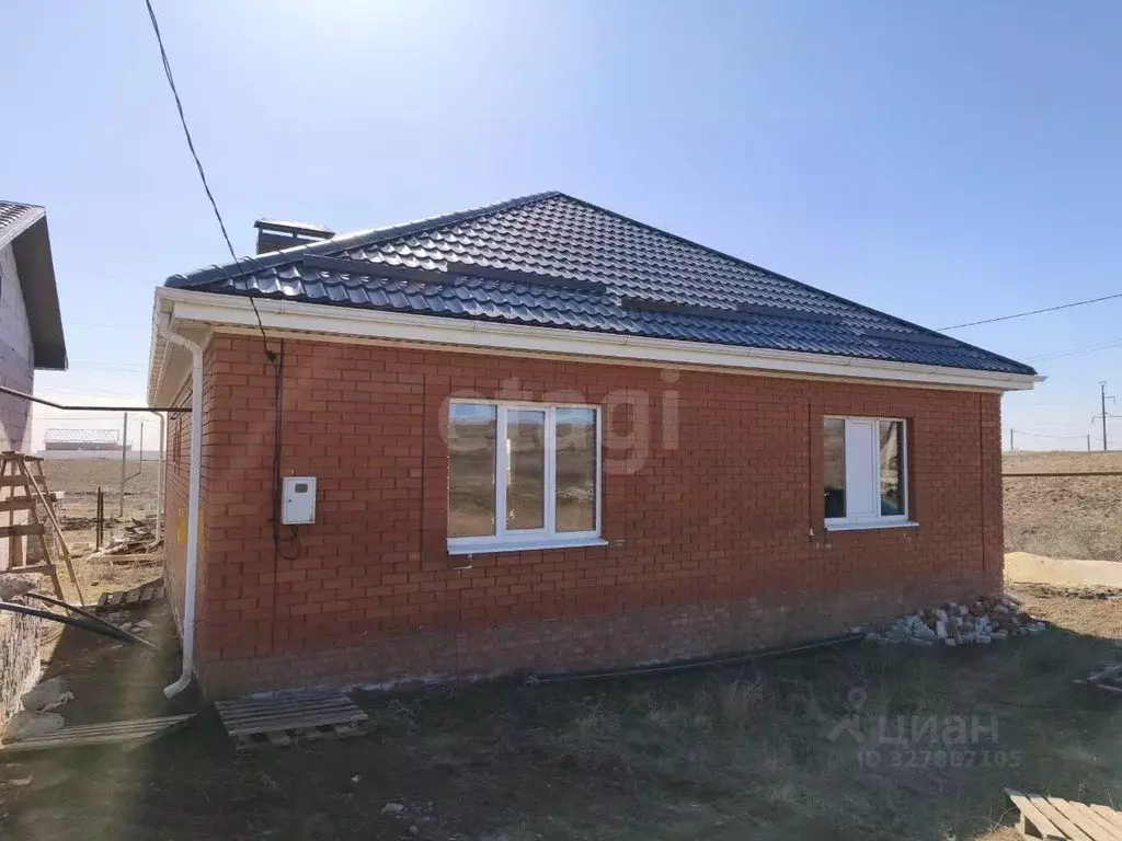 Дом в Калмыкия, Элиста ул. Морчукова, 46 (134 м) - Фото 1