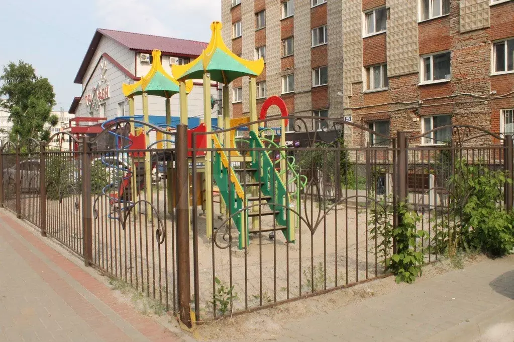 Комната 15,5 м в 1-к., 4/9 эт. - Фото 1