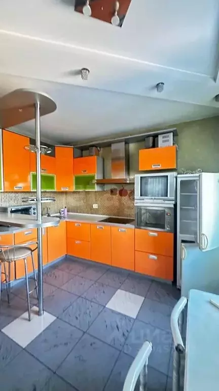 3-к кв. Забайкальский край, Чита Петровская ул., 28 (97.8 м) - Фото 1