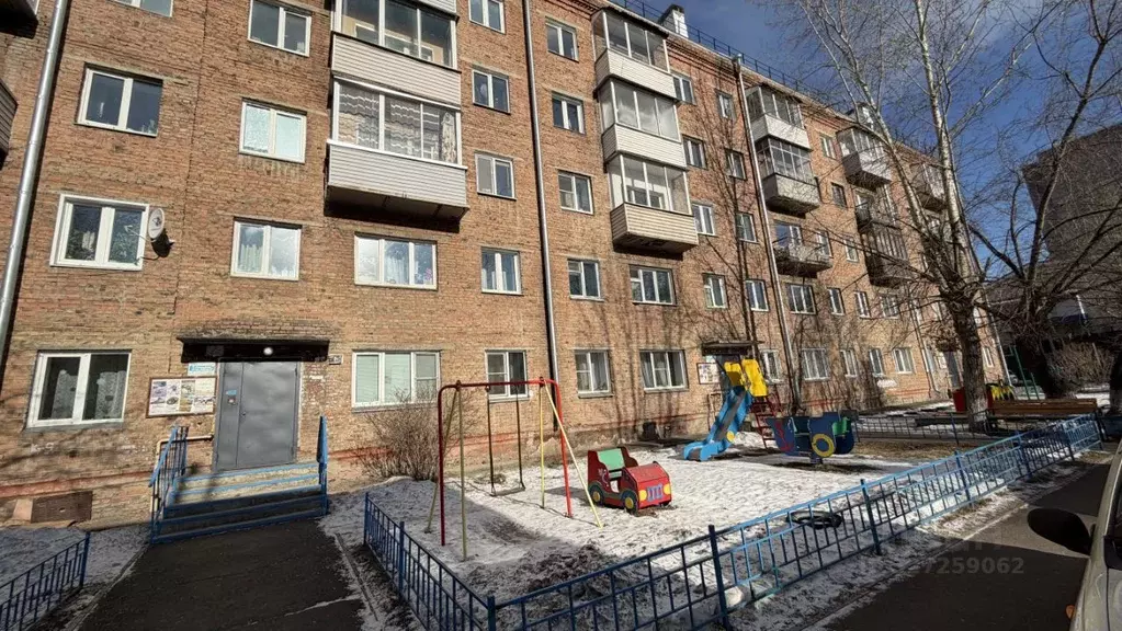 2-к кв. Красноярский край, Красноярск ул. 60 лет Октября, 24 (42.3 м) - Фото 2