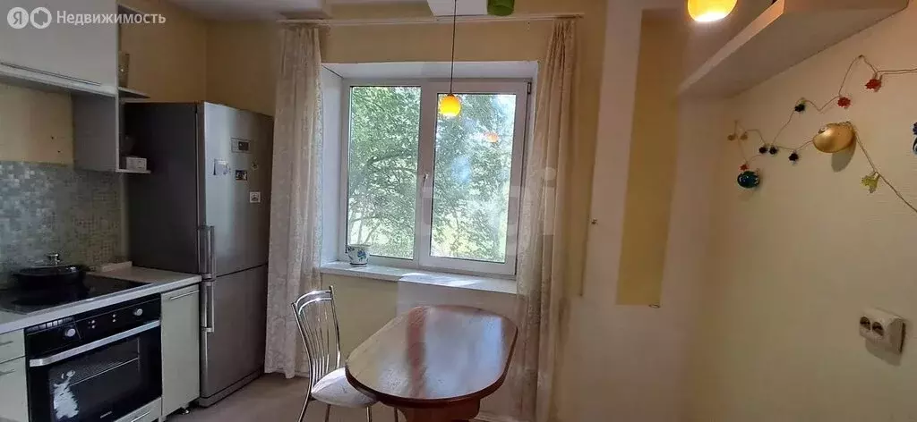 1-комнатная квартира: Челябинская область, Озерск, улица Дзержинского, ... - Фото 1