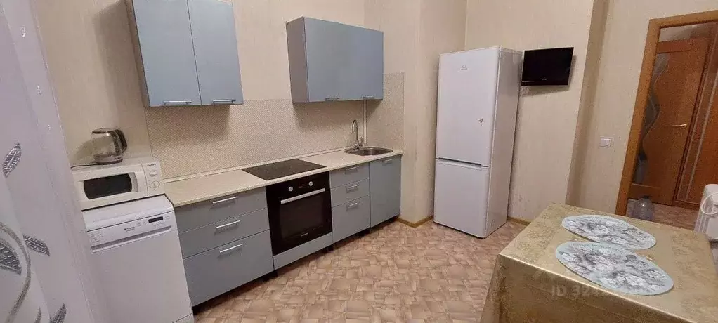 1-к кв. Свердловская область, Екатеринбург ул. Папанина, 18 (45.0 м) - Фото 1