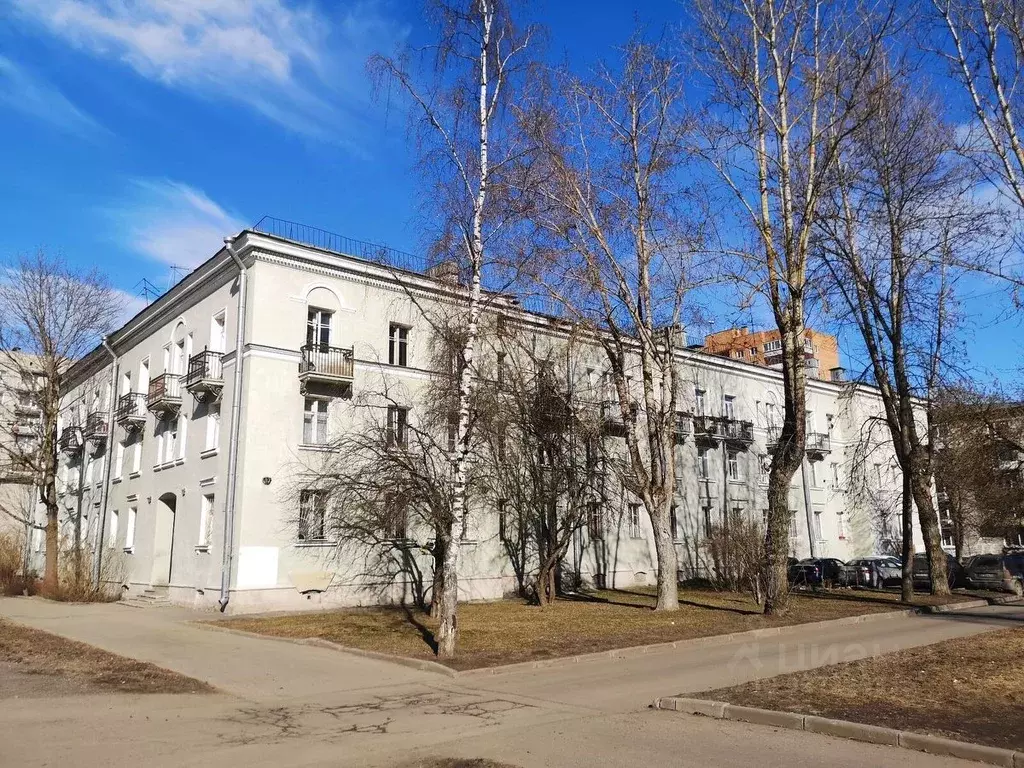 Комната Санкт-Петербург 2-я Комсомольская ул., 6К1 (13.3 м) - Фото 1
