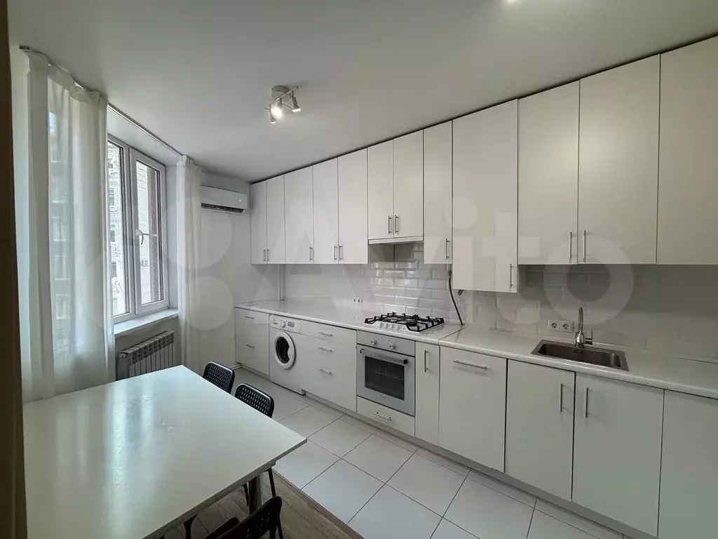 2-к. квартира, 61 м, 6/10 эт. - Фото 0