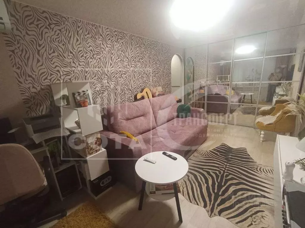 2-к кв. Воронежская область, Воронеж ул. Космонавтов, 38 (43.3 м) - Фото 1