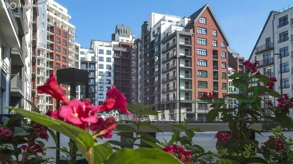 1-комнатная квартира: Калининград, улица Молодой Гвардии, 34 (73.7 м) - Фото 1