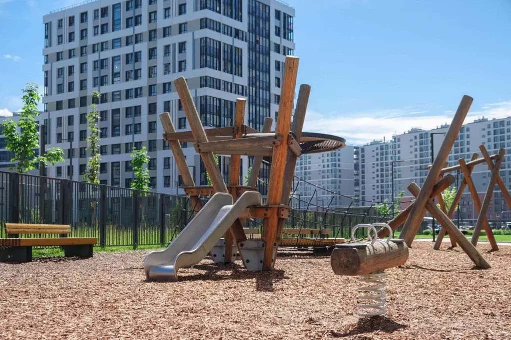 Студия Санкт-Петербург бул. Головнина, 4 (25.2 м) - Фото 2