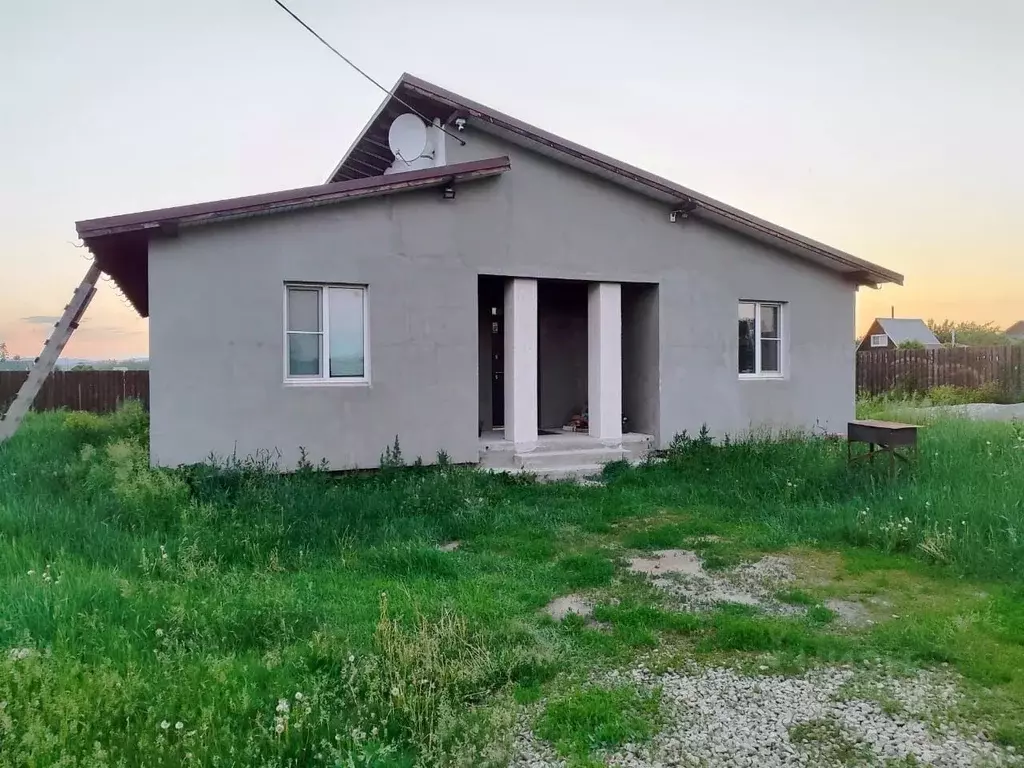 Дом в Свердловская область, Сысертский городской округ, с. Щелкун  ... - Фото 0