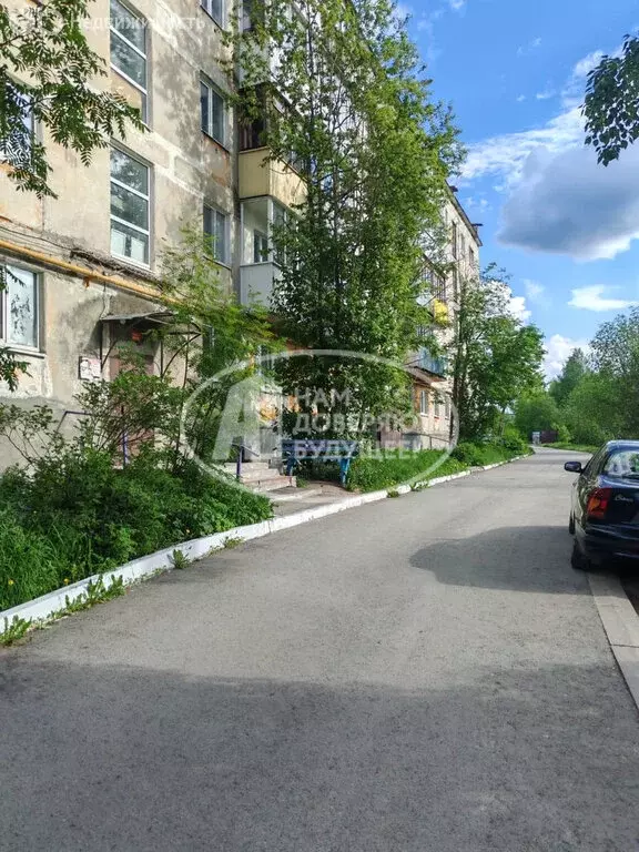 2-комнатная квартира: Губаха, улица Кирова, 6 (43.8 м) - Фото 1