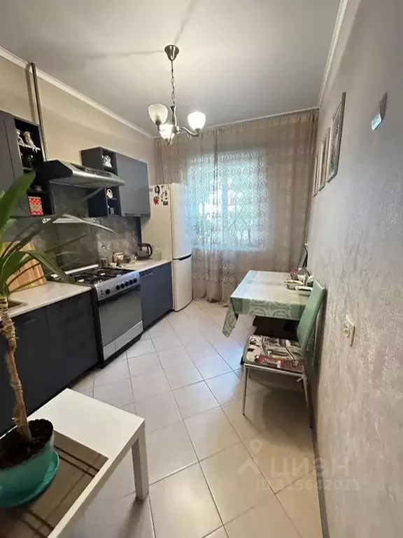 3-к кв. Астраханская область, Астрахань ул. Валерии Барсовой, 13к2 ... - Фото 2