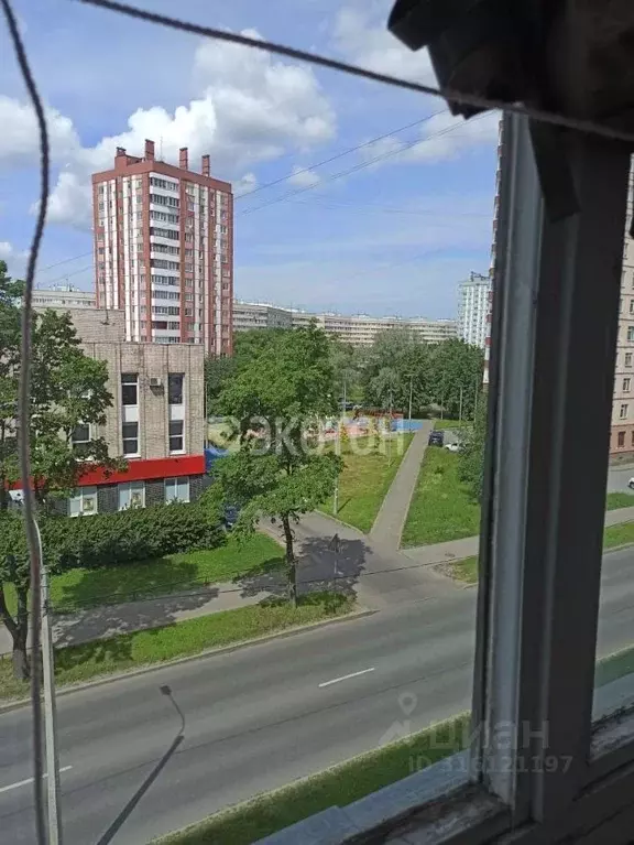 3-к кв. Санкт-Петербург ул. Пионерстроя, 10 (60.0 м) - Фото 0