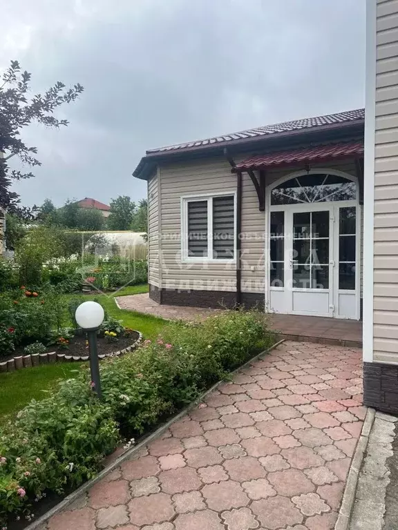 Дом в Кемеровская область, Кемерово ул. Греческая Деревня, 155 (330 м) - Фото 0