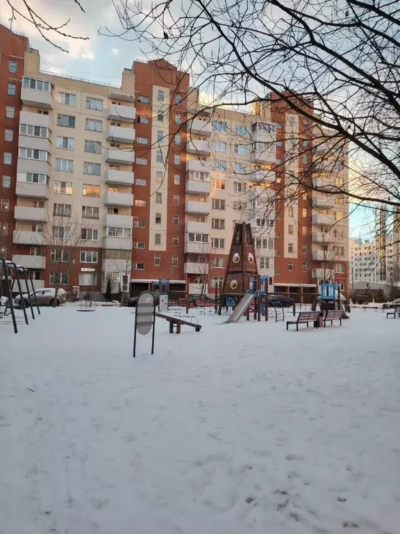 2-к кв. Санкт-Петербург пос. Шушары, Ленсоветовский тер., 25 (65.0 м) - Фото 1