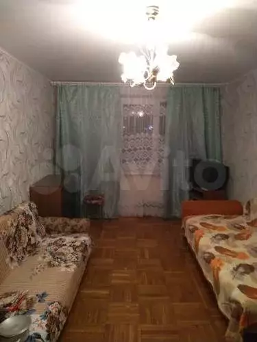 Комната 17 м в 3-к., 2/5 эт. - Фото 0