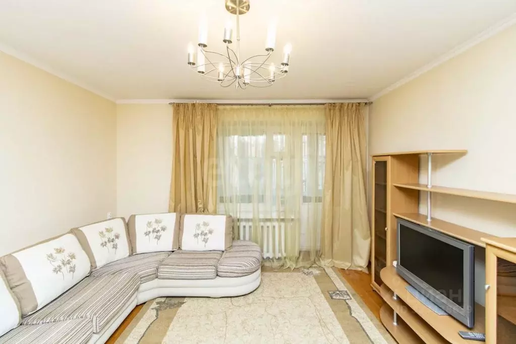 2-к кв. Тюменская область, Тюмень ул. Максима Горького, 30 (60.0 м) - Фото 1