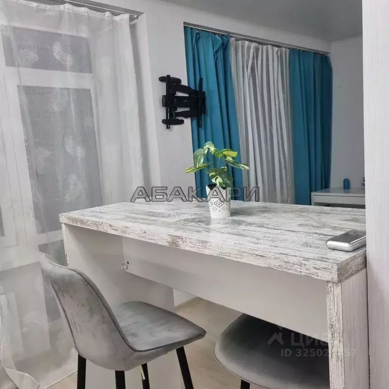 Студия Красноярский край, Красноярск Взлетная ул., 7А (36.0 м) - Фото 1