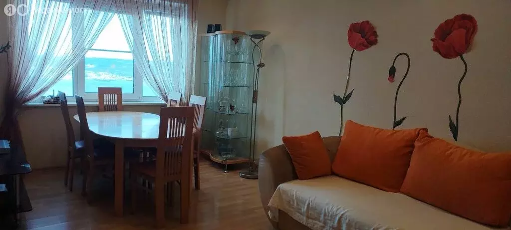 3-комнатная квартира: Мурманск, улица Маяковского, 1 (84.1 м) - Фото 1