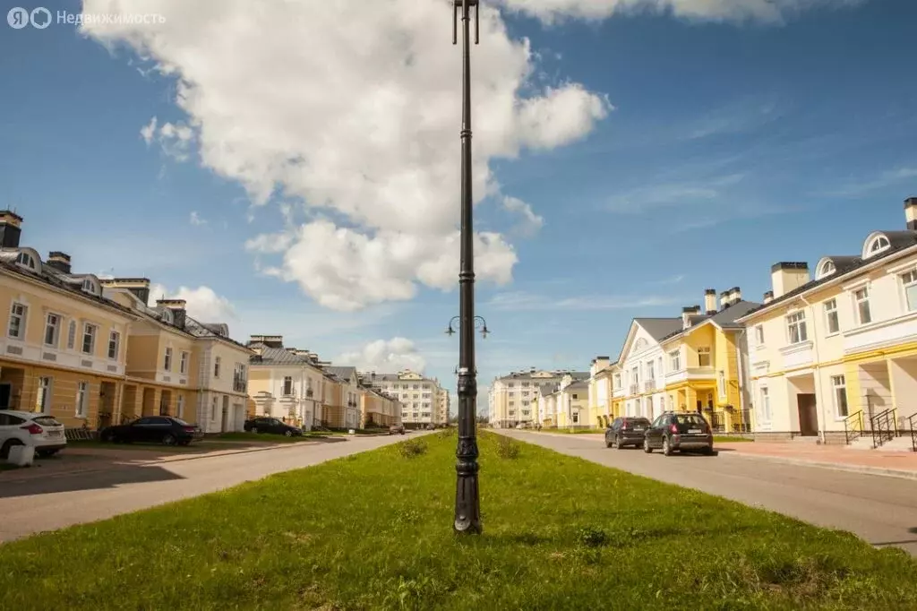 2-комнатная квартира: Пушкин, Анциферовская улица, 9 (68 м) - Фото 1