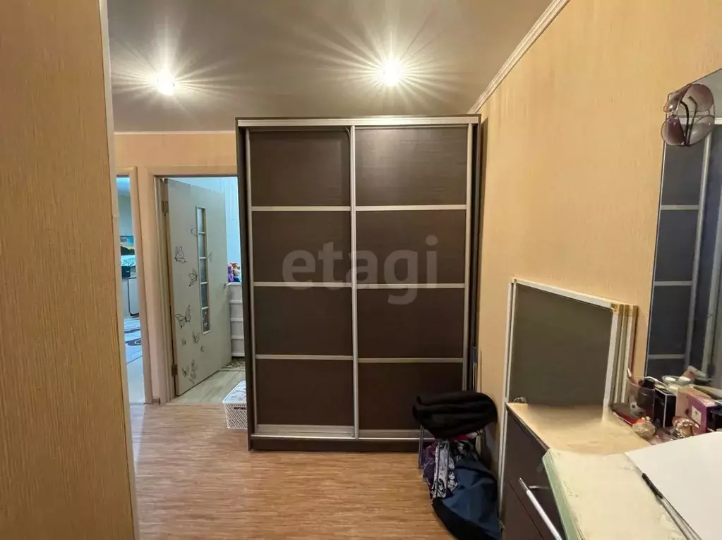 2-к кв. Челябинская область, пос. Увельский ул. Октябрьская, 8 (42.2 ... - Фото 1