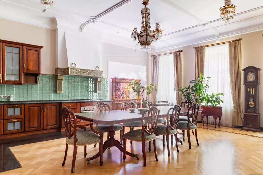 4-к кв. Санкт-Петербург Захарьевская ул., 16 (245.7 м) - Фото 1