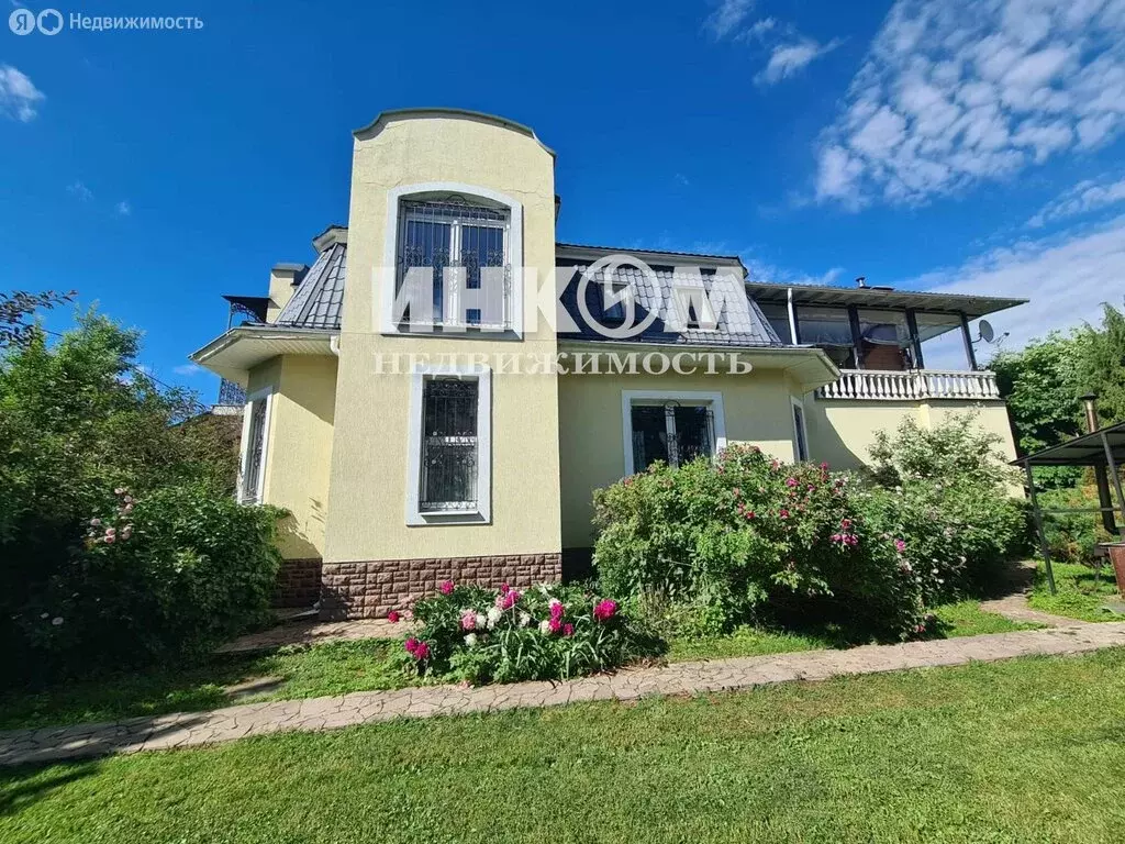 Дом в Одинцовский городской округ, деревня Хаустово, 14 (349 м) - Фото 1