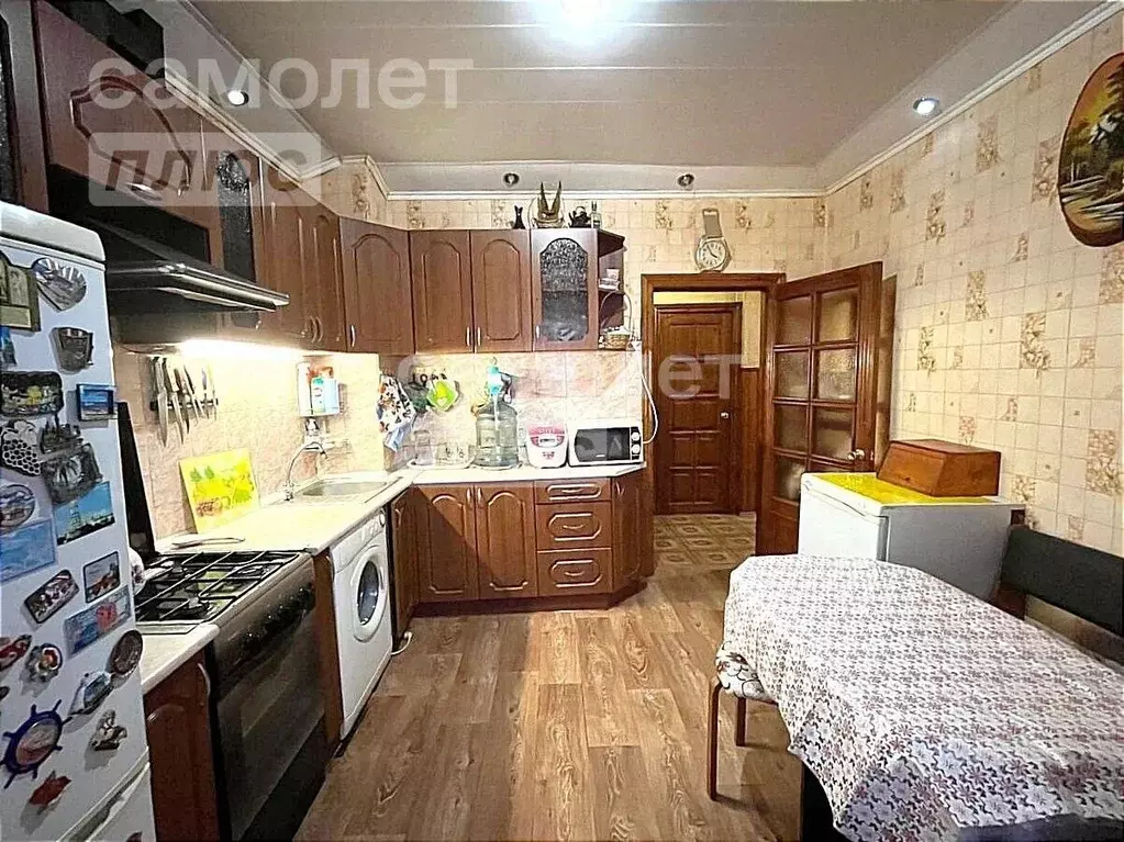 4-к кв. Курская область, Курск Станционная ул., 27 (90.0 м) - Фото 1