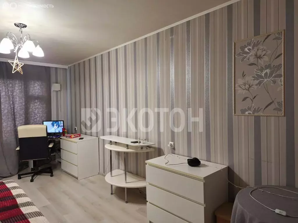 2-комнатная квартира: санкт-петербург, улица бадаева, 8к1 (55 м) - Фото 1