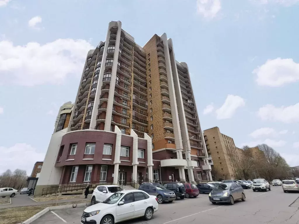 Продаётся 2-к квартира, 70.4 м - Фото 0