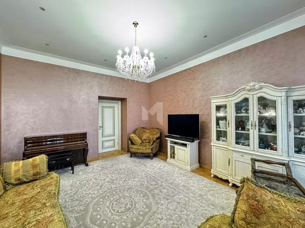 4-к кв. Москва Страстной бул., 4 (130.0 м) - Фото 0