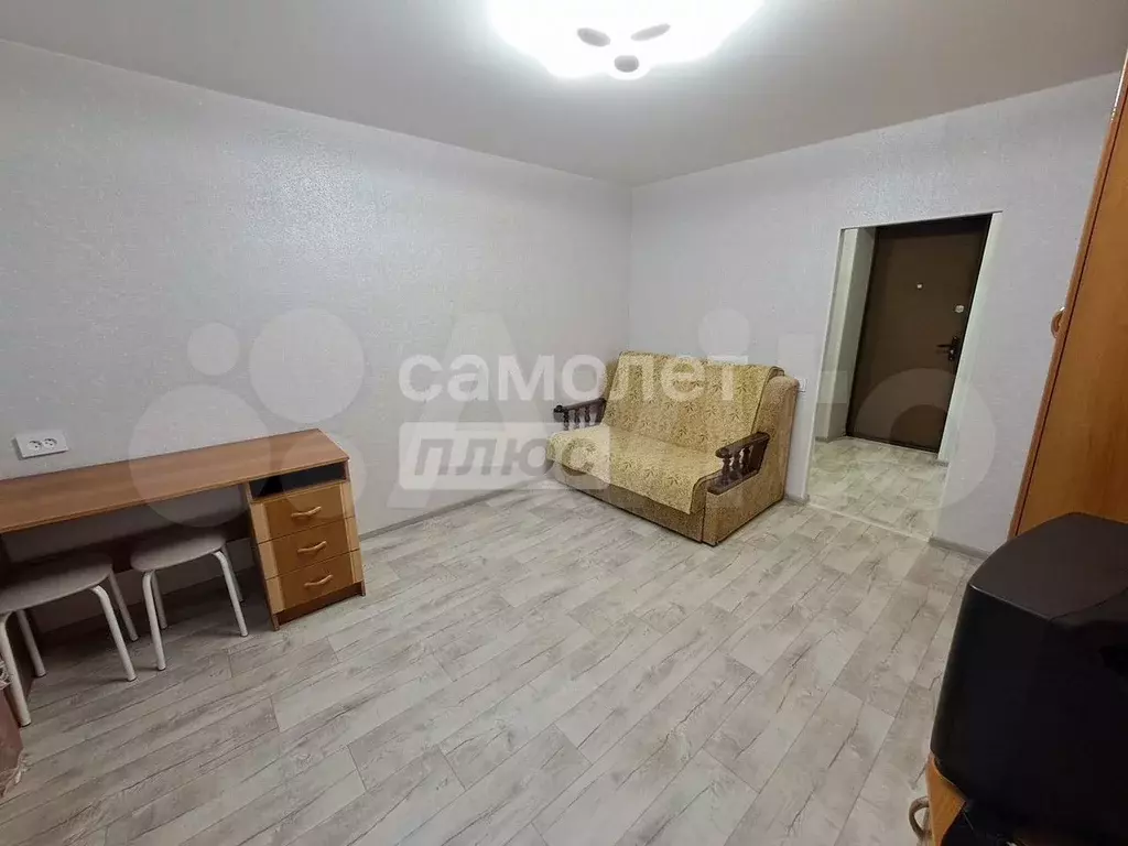 Комната 15 м в 5-к., 2/5 эт. - Фото 1