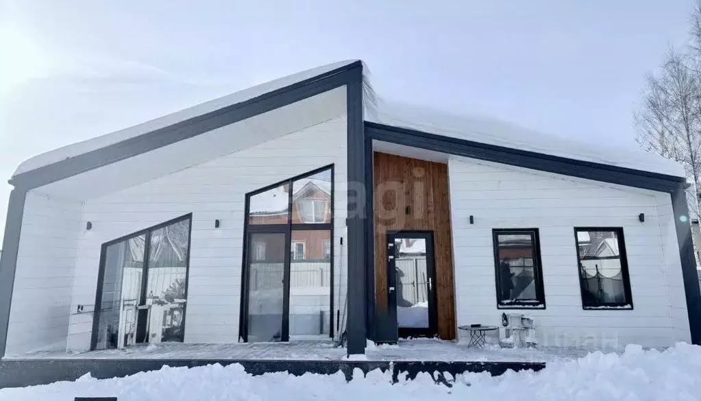 Дом в Московская область, Чехов муниципальный округ, д. Костомарово ... - Фото 1