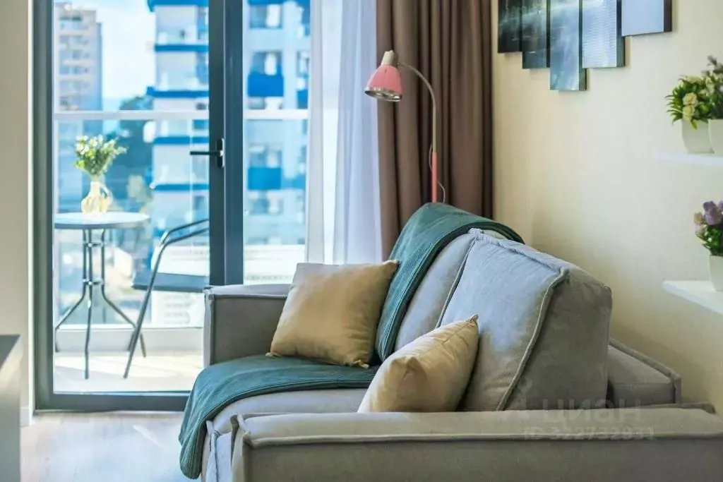 1-к кв. Краснодарский край, Сочи Бытха мкр, ул. Ясногорская, 16/2 ... - Фото 0