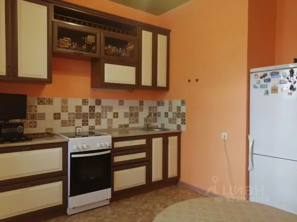 2-к кв. Саха (Якутия), Якутск ул. Кузьмина, 21 (58.0 м) - Фото 1