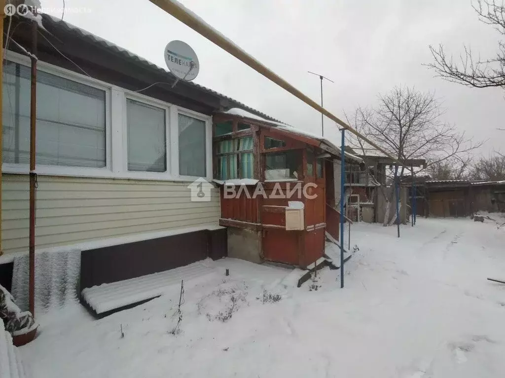 3-комнатная квартира: Новый Оскол, Гражданская улица, 12 (55.6 м) - Фото 1