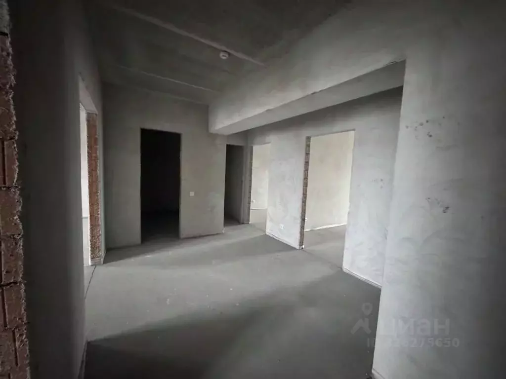 3-к кв. Калининградская область, Калининград Орудийная ул., 1А (86.3 ... - Фото 1