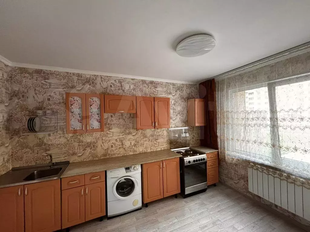 3-к. квартира, 70м, 1/9эт. - Фото 0