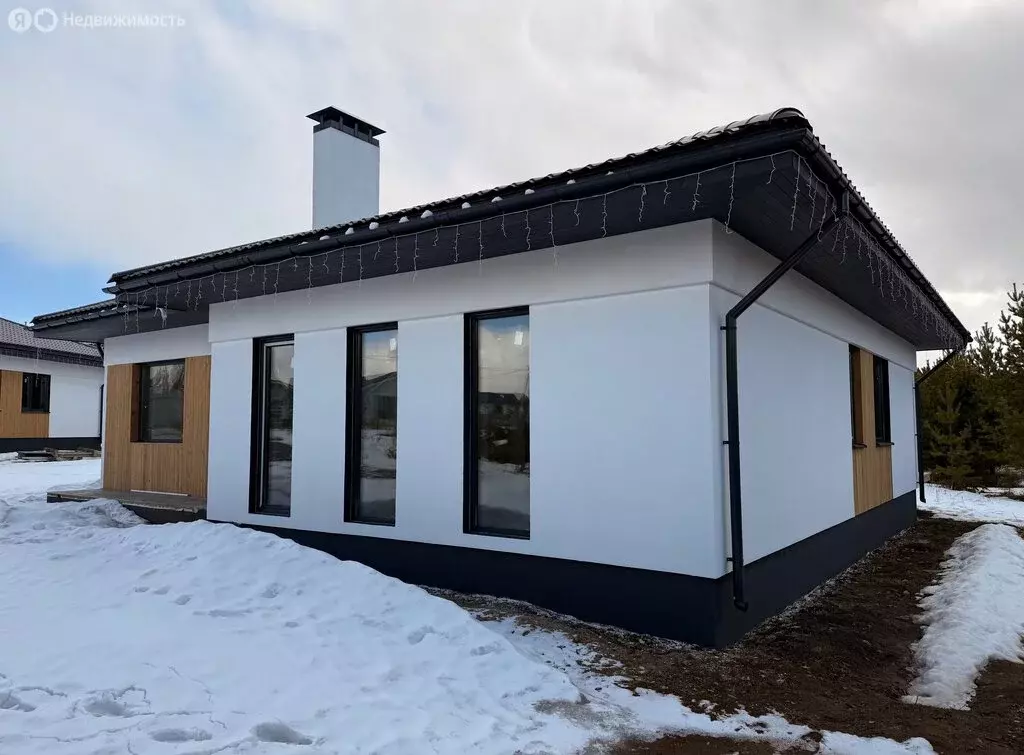 Дом в Свердловская область, Белоярский муниципальный округ, посёлок ... - Фото 1