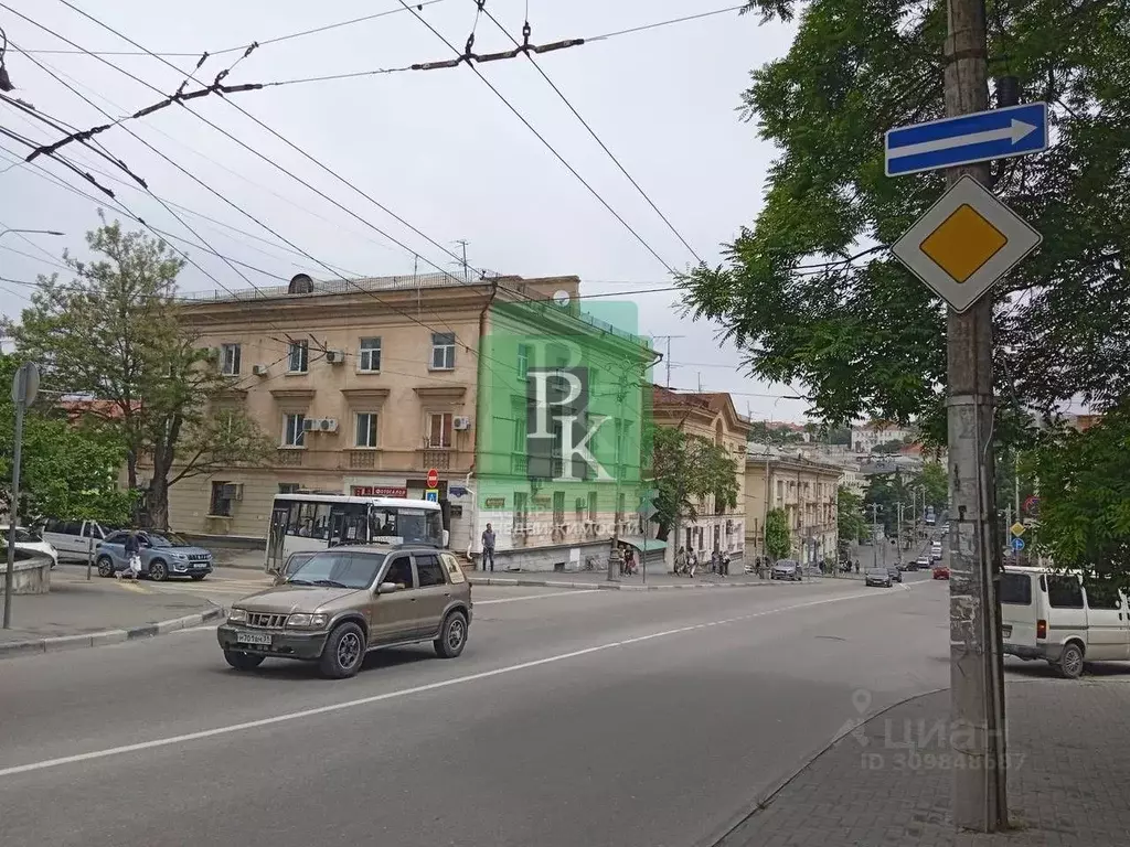 Помещение свободного назначения в Севастополь ул. Новороссийская, 55 ... - Фото 1