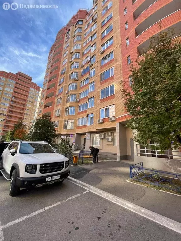 2-комнатная квартира: Оренбург, Салмышская улица, 43/1 (68 м) - Фото 1