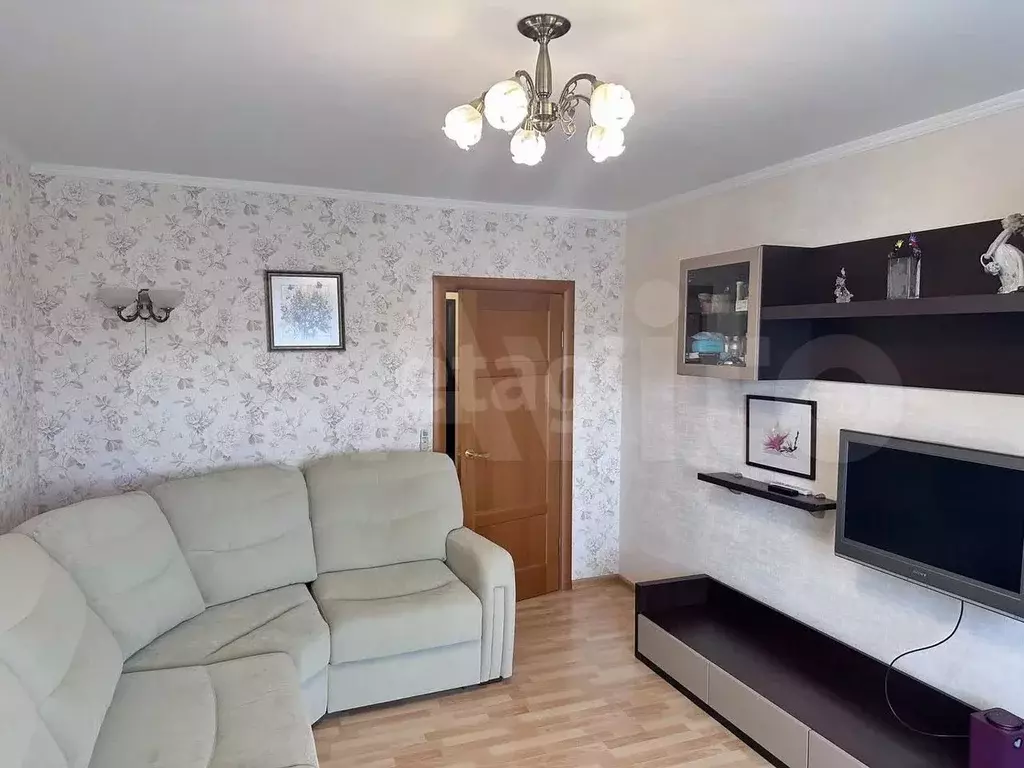 1-к. квартира, 48 м, 5/5 эт. - Фото 1
