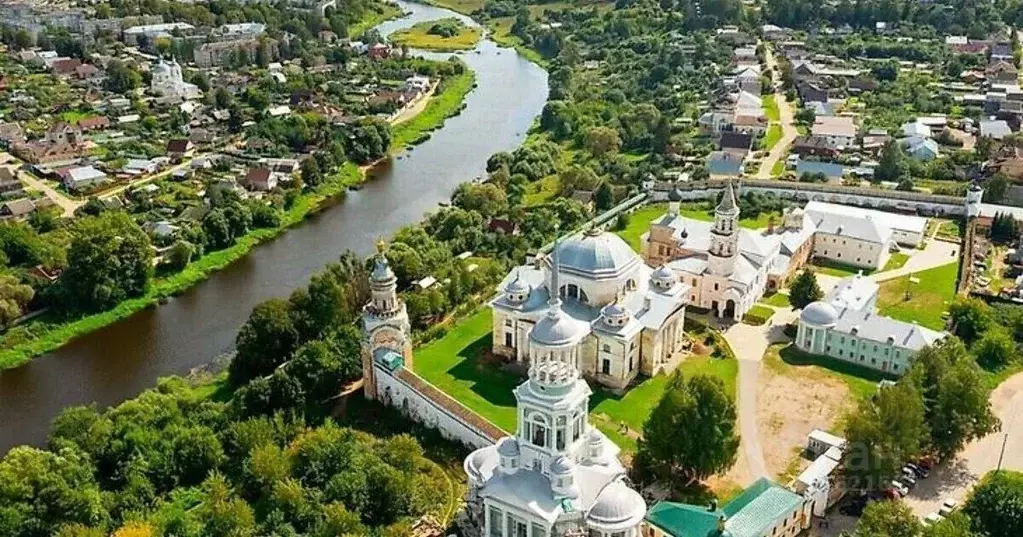 Участок в Тверская область, Торжок Новгородская наб., 12 (11.57 сот.) - Фото 1