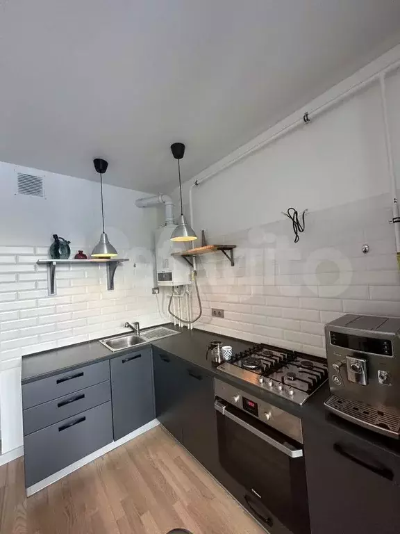 1-к. квартира, 40 м, 1/3 эт. - Фото 1