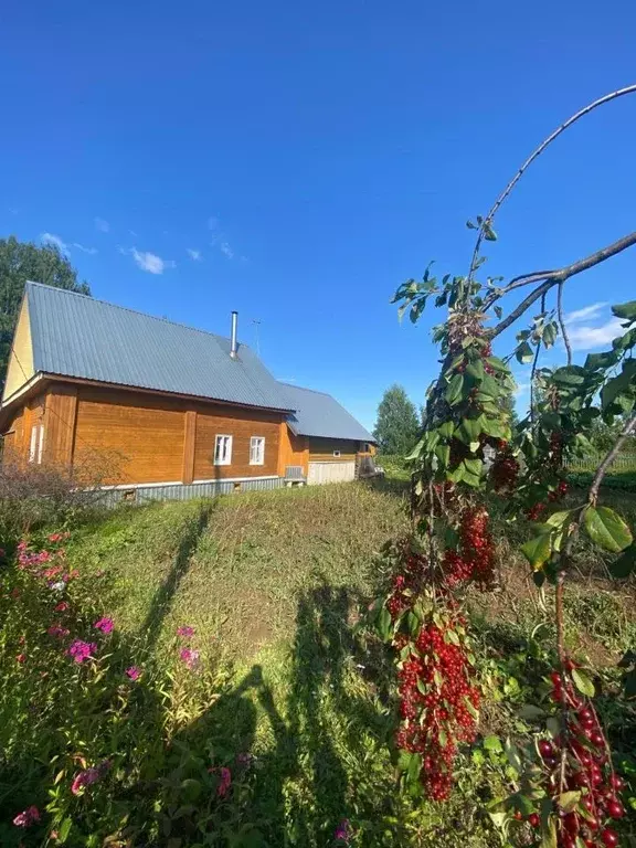 Дом в Кировская область, Кирово-Чепецкий район, Коныпское с/пос, д. ... - Фото 0
